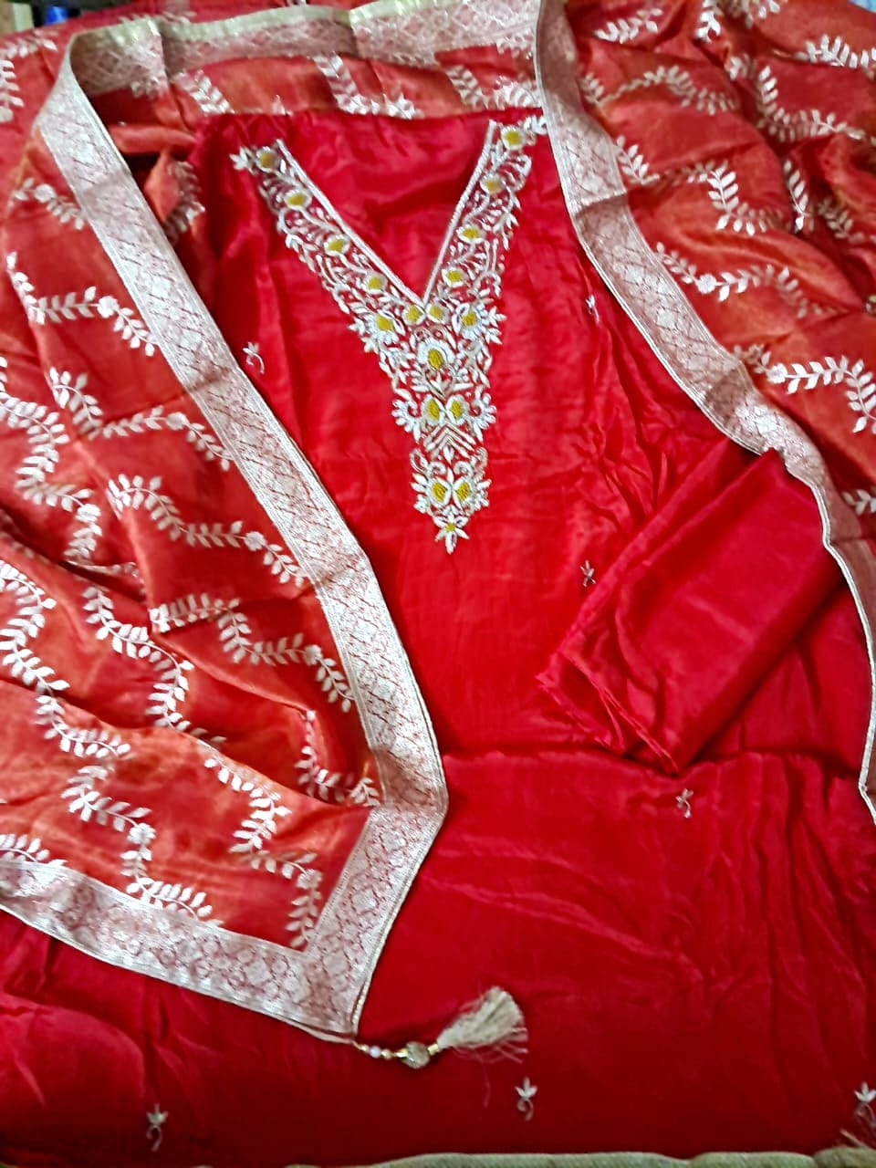 Natural Chinon suit material