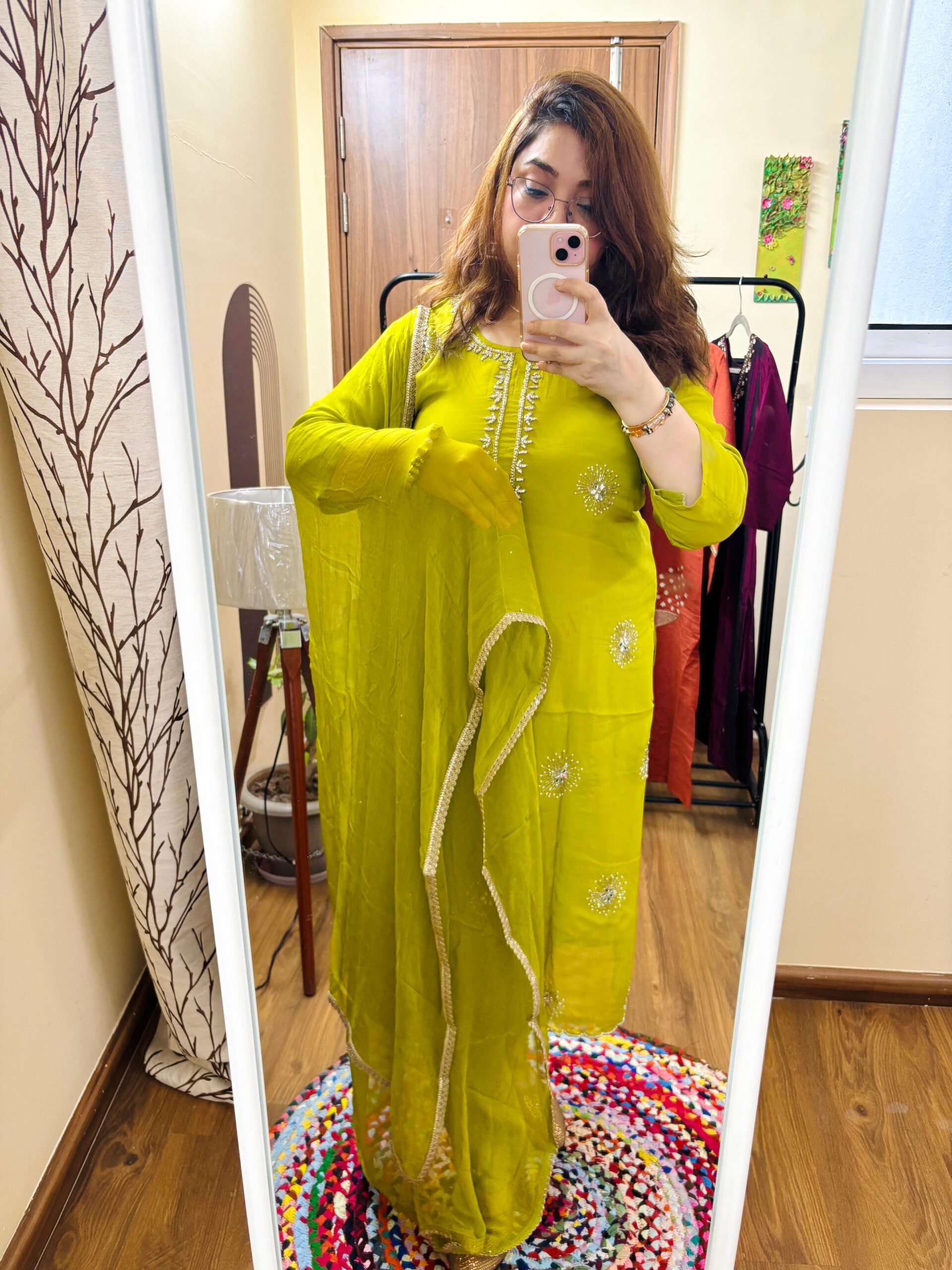 Festive Kurta Dupatta Set - Image 5